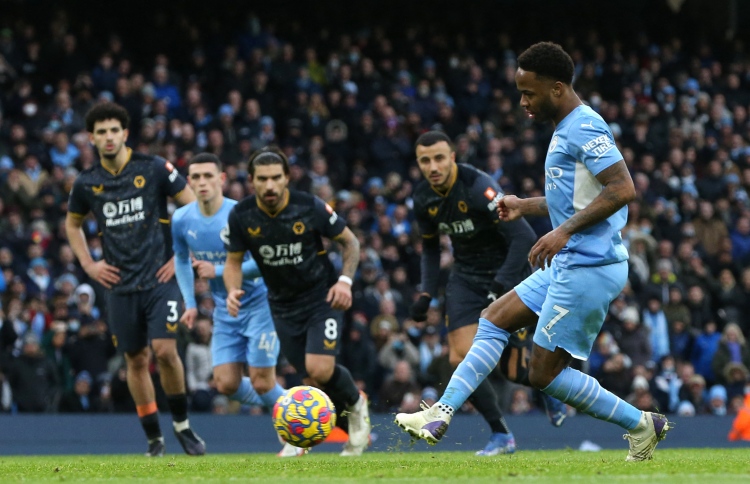 ސްޓާލިންގެ 100 ވަނަގޯލުން ސިޓީން ވުލްވްސް ބަލިކޮށްފި