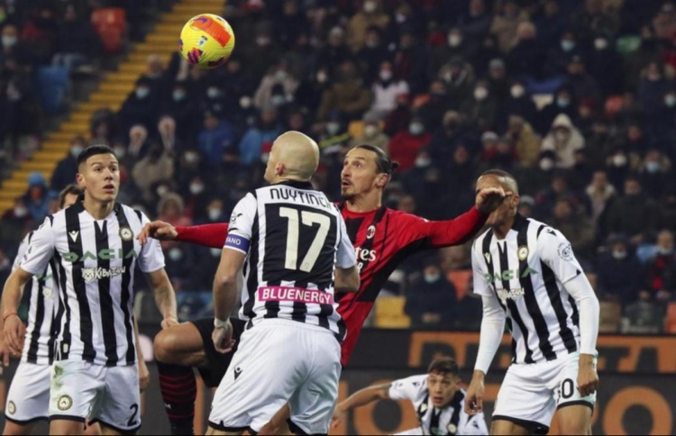 އިބްރަހިމޮވިޗުގެ ރީތިގޯލުން އޭސީ މިލާން ސަލާމަތްކޮށްދީފި