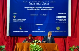 Representatives of Ministry of National Planning and  MT Højgaard sign the contract to develop the coastal protection project in Fuvahmulah -- Photo: Ministry of National Planning, Housing, and Infrastructure