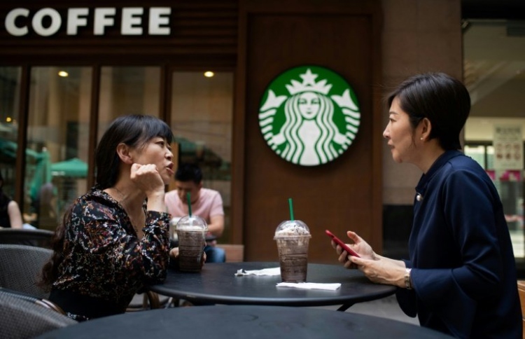 ސްޓާބަކްސް ޗައިނާގައި ހޫނުފެނަށް