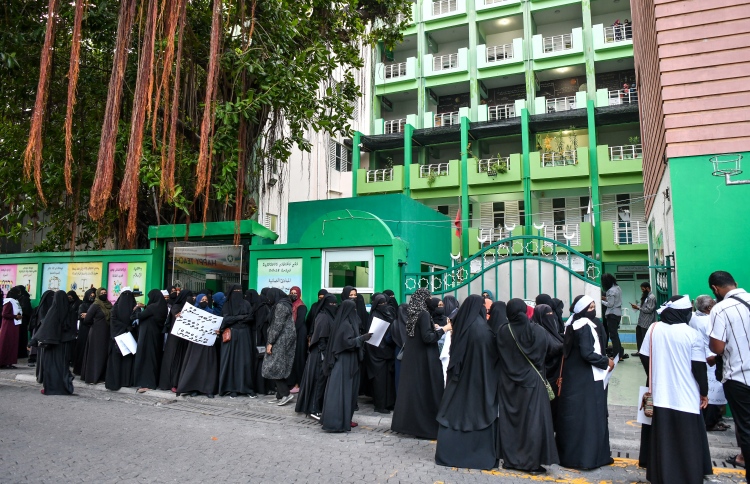 އަރަބިއްޔާގެ ދަރިވަރުންނަށް ބާޖަމާލުއްދީންގެ ބިން ދީފި