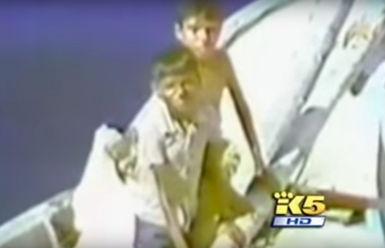 ދިވެހިން އެމެރިކާގެ ބޯޓެއް ފޭރުނު ނުރައްކާ ހާދިސާއެއް