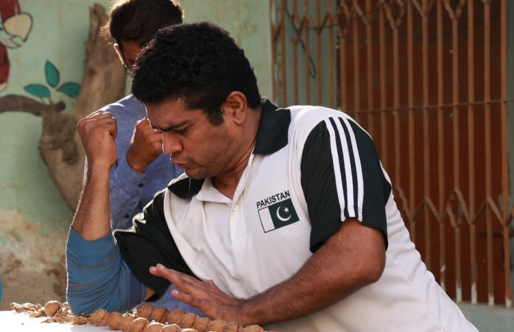 އުޅަބޮށިން ވޯލްނަޓް މުގުރައިގެން ރެކޯޑް ހަތަރަކަށް