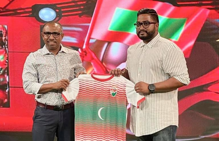 މީޑިއާ ބޮއިކޮޓްކުރަނީ އެފްއޭއެމް އަޑީގައިއޮވެގެން:އާޒިމް