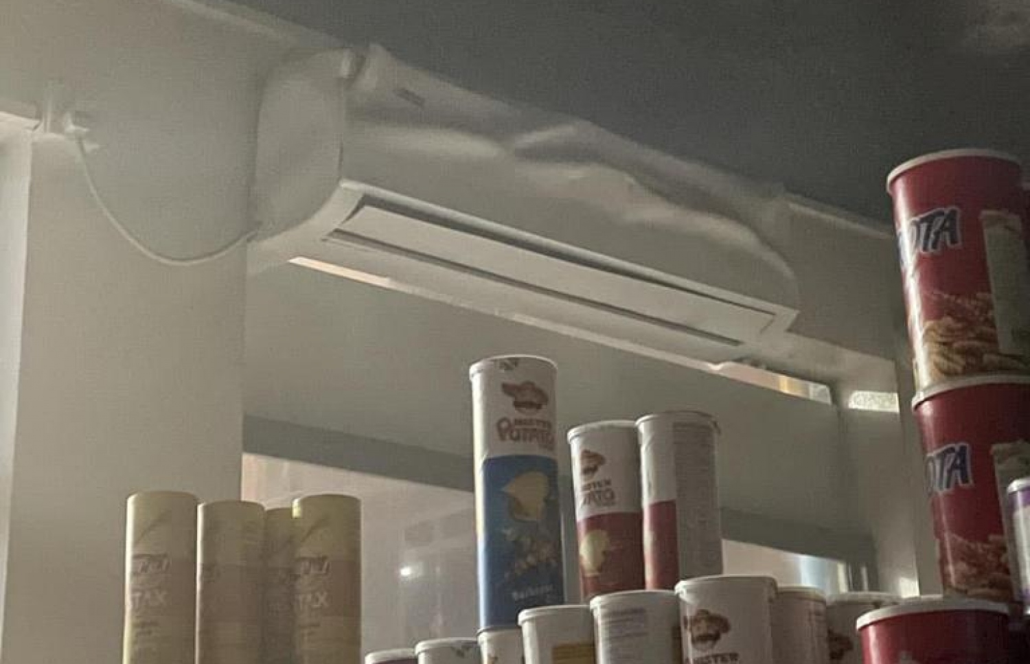 އެސްބީ ފިހާރައިގައި ރޯވެ ލިބިފައި ހުރި ގެއްލުން.-- ފޮޓޯ: އެމްއެންޑީއެފް