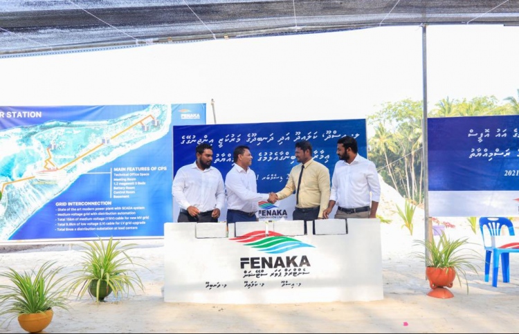 އިސްދޫ، ކަލައިދޫ،ދަނބިދޫގެ މަރުކަޒީ އިންޖީނުގެ އަޅަނީ