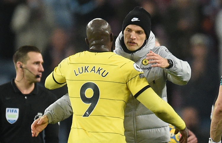 ލުކާކޫ ލައްވައި ކުޅުވީ މެޑިކަލް ޓީމުގެ ލަފަޔާ ދެކޮޅަށް