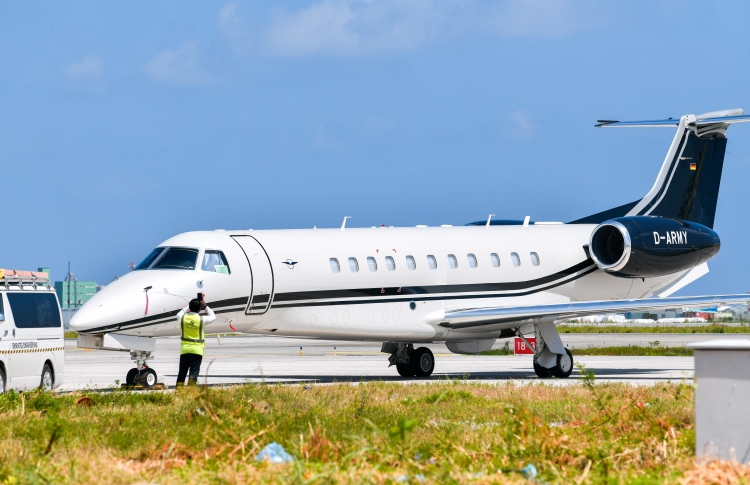 2،600 ޖެޓް ޖައްސައިފި، ބޮޑު ކުރިއެރުމެއް