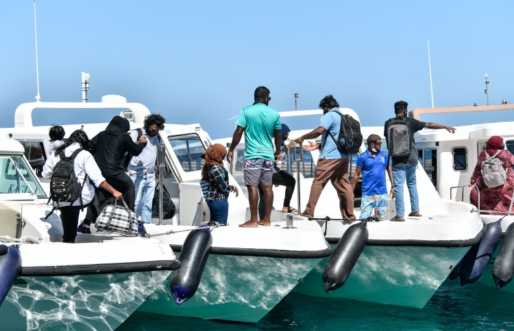 އަންނަ ދިރާސީ އަހަރު ބޮޑު ޗުއްޓީ ރޯދަމަހު