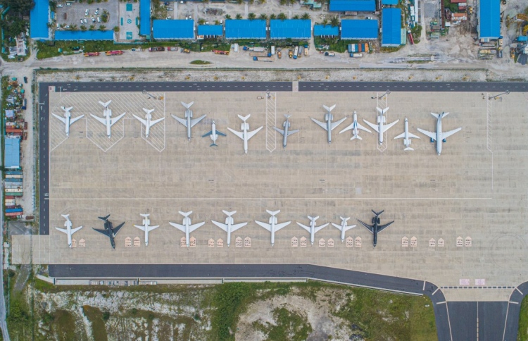 މި މަހު 300 ޖެޓު އެއާޕޯޓަށް ޖައްސައިފި