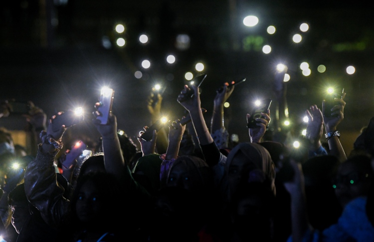 އާ އަހަރާ ގުޅިގެން ޖެނުއަރީ 2 ގައި ސަރުކާރު ބަންދު