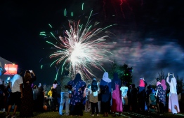 (FILE) People gathered to view the new year's fireworks in Hulhumale' on December 31, 2021: the music show, fireworks, and other activities planned for this year's new year's celebration have been cancelled due to bad weather -- Photo: Fayaz Moosa / Mihaaru