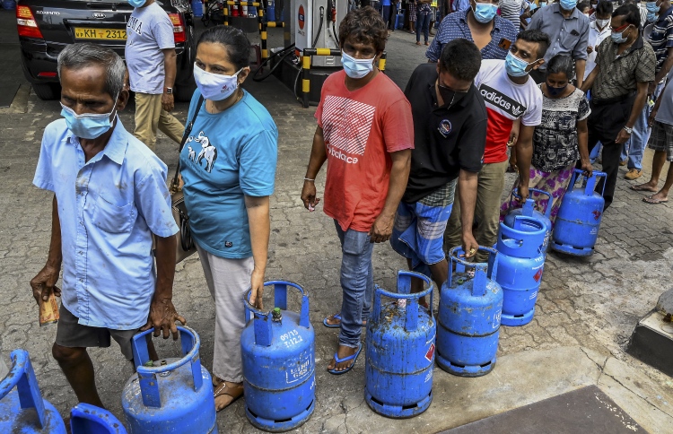 ލަންކާގައި ކާބޯތަކެތީގެ އަގު ރެކޯޑް އަދަދަކަށް މައްޗަށް