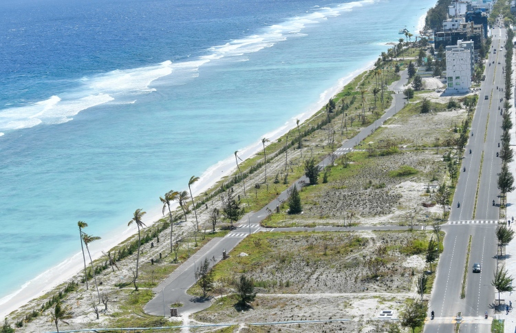 މަރުވެފައި އޮތް މީހަކު ހުޅުމާލޭގެ ބޭރުން ފެނިއްޖެ