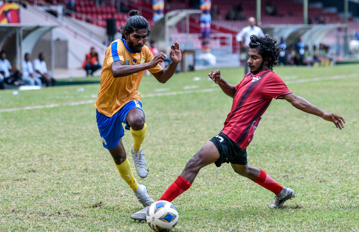 ވެލެންސިއާ އާއި ޓީސީ މިއަދު ކުޅުނު މެޗުތަކުގެ ތެރެއިން --- ފޮޓޯ: ފަޔާޒު މޫސާ| މިހާރު