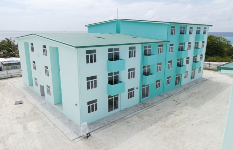 ނައިފަރުން ފްލެޓް ލިބޭ މީހުންގެ ދާއިމީ ލިސްޓް ނެރެފި