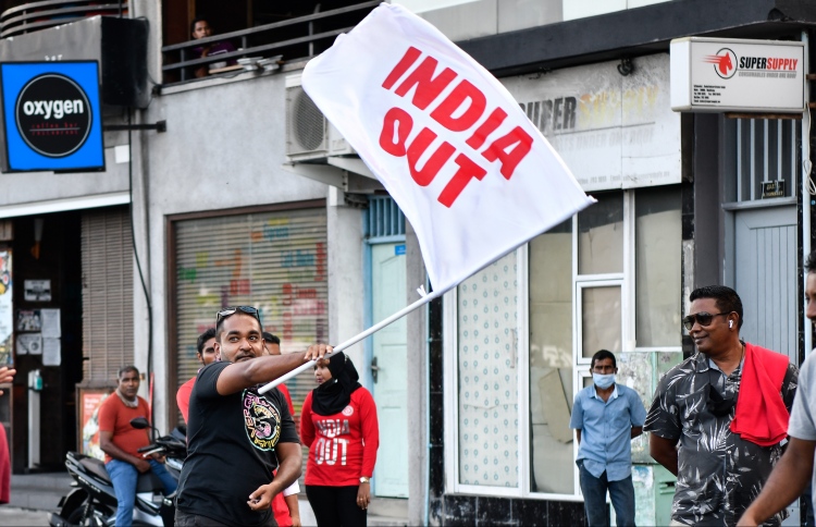 ޔާމީންގެ އާ ޕާޓީގެ މުއައްސިސަކީ ދަރިކަލުން ޒެއިން