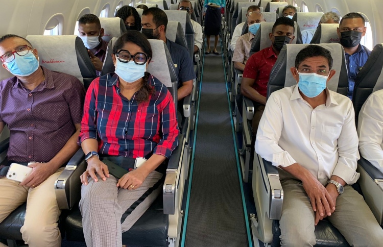 ވަޒީރުންނާއެކު އެމްޑީޕީގެ ބޮޑު ވަަފުދެއް ކޮމަންޑު އަށް