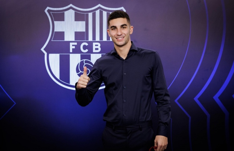 ފެރަން ޓޯރޭޒް ރަޖިސްޓްރީކޮށް ބާސާ ހިންދެމިލައިފި