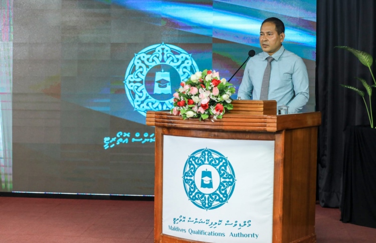 "ހުއްދައާ ހިލާފަށް ހިންގާ ކޯސްތައް ބަލައި ނުގަންނާން"