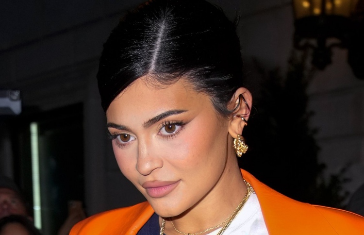 ކައިލީ އަށް އިންސްޓަގްރާމުން އާ ރިކޯޑެއް