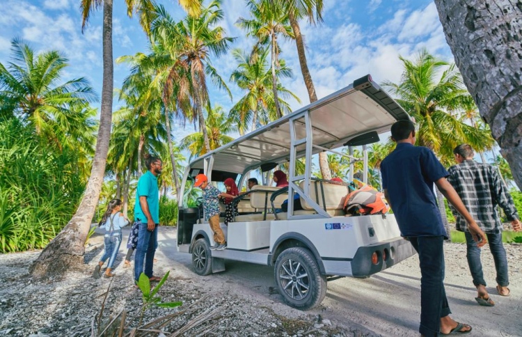 އައްޑޫން އިއްޔެ އެކަނިވެސް 123މީހަކަށް ކޮވިޑް ޖެހުނު