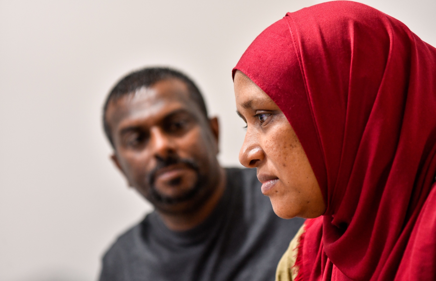 ދަރިއަކު ހޯދަން 22 އަހަރުު ހޭދަކުރި ގޮތް ނިއުމާ އާއި އިއްސެ ކިޔައިދެނީ. -- ފޮޓޯ: ފަޔާޒް މޫސާ/ މިހާރު