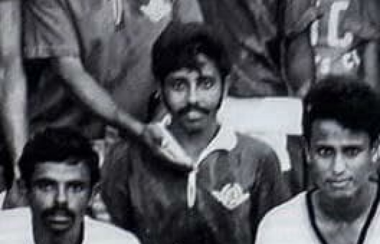 ހިރުނދު ތުއްތު މަނިކު: އަލިފުށީ ފުޓުބޯޅައިގެ ދިރުން