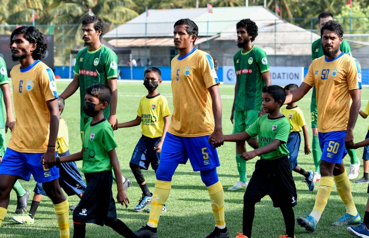 ބިޗަޑް ތަފާތު ރޫހެއްގައި ކުޅުނު ފައިނަލެއް