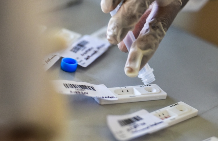 އެތެރޭގެ ދަތުރުތަކަށް ބޭނުންކުރަން ޖެހޭނީ ޕީސީއާރް