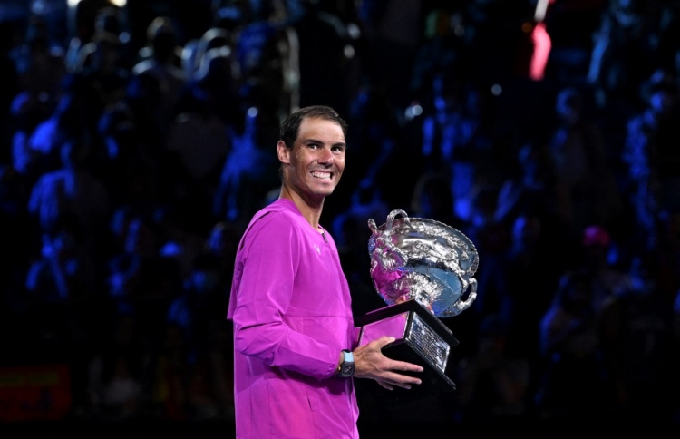 މެޑްވެޑޭވް ބަލިކޮށް ނަޑާލަށް 21 ވަނަ ގްރޭންޑް ސްލޭމް