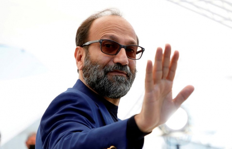 އޮސްކާ ބޮއިކޮޓްކުރި ޑައިރެކްޓަރު އެ އެވޯޑަށް ތައްޔާރު