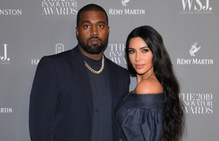 ކާންޔޭގެ އުނދަގޫތަކުން ކިމް އަށް ސަލާމަތެއް ނެތް