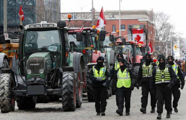 ލޮރީ ޑްރައިވަރުންގެ މުޒާހަރާތަކާ ހެދި އޮޓާވާގައި ކާފިއު