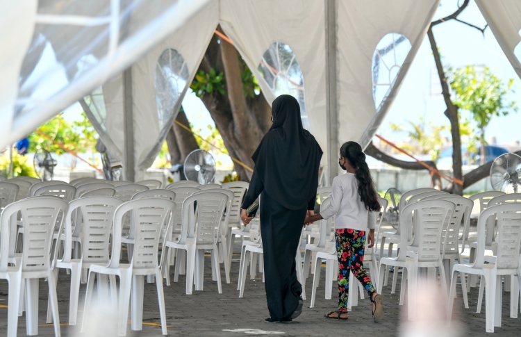 ރާއްޖޭގައި ފާނަބަސަންދަ އާއި ލޮލު ރޯގާ އިތުރުވަނީ