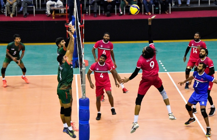 އެކުވެރިކަމުގެ މެޗުގައި ރާއްޖޭން ބަންގްލަދޭޝް ބަލިކޮށްފި