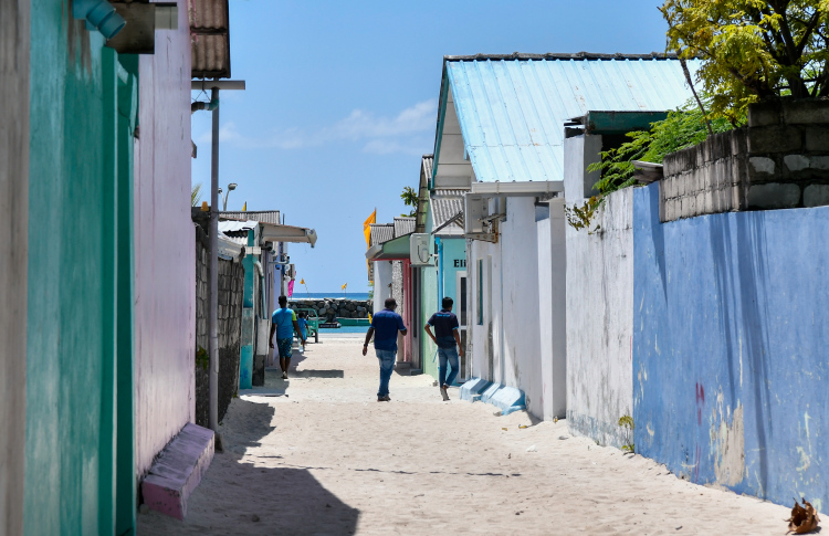 ހަތަރު ލައްކައިގެ ކަރަންޓް ބިލެއް ފޮނުވުނީ އޮޅިގެން