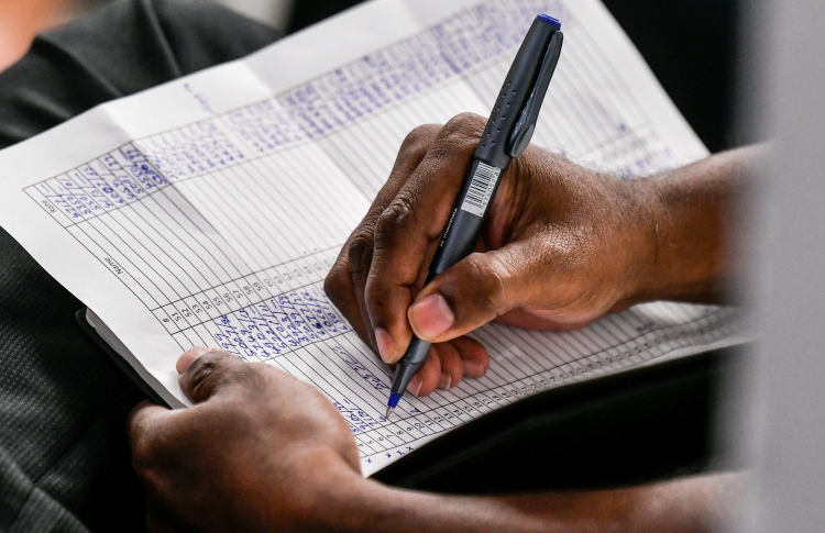 ބީޗް ސައިޑްގެ 34 ބިމަށް 179 ބިޑް ހުށަހަޅައިފި