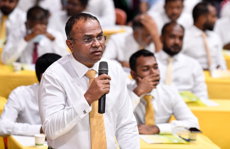 "ވިޕާ ހިލާފުވެ ފިިޔަވަޅު އަޅަން ނުޖެހޭ ބުނުން ހުތުރު"