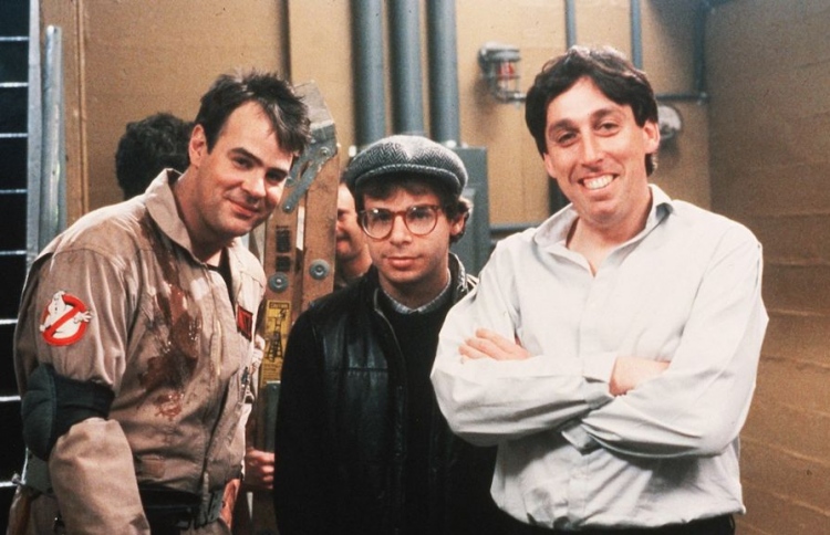 ގޯސްޓް ބަސްޓާސް ޑައިރެކްޓަރު އައިވަން މަރުވެއްޖެ