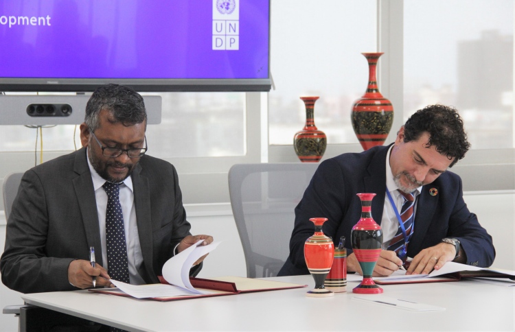 ސިޔާސަތުތައް އެކުލަވާލުމުގައި ޔޫއެންޑީޕީން އެހީވަނީ