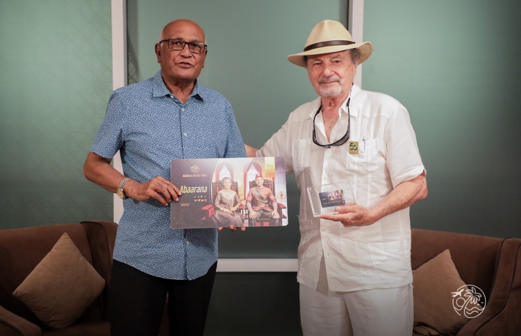 ބޯޑާ މައިލްސްގެ ފުރަތަމަ ގޯލްޑް ޓިއާ ކޯބިން އަށް