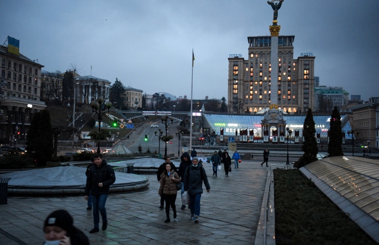 ޔޫކްރެއިންގައި ތިބި 15 ދަރިވަރަކު ހަންގޭރީއަށް