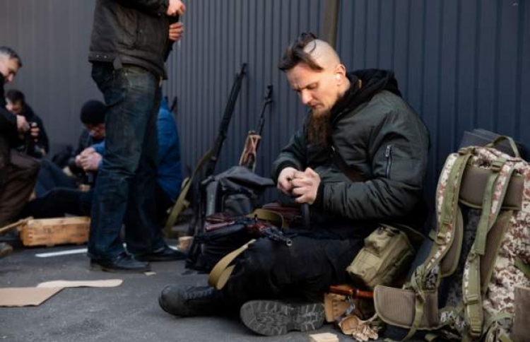 ސިޔާސަތު ބަދަލުކޮށް ޖަރުމަނުގެ ހަތިޔާރު ޔޫކްރޭނަށް