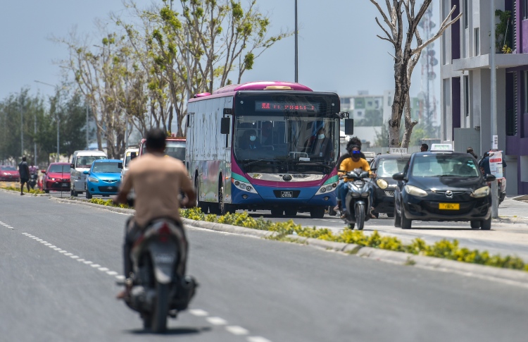 ހުޅުމާލޭގައި އެކްސިޑެންޓުވެ، ދެ މީހަކަށް އަނިޔާވެއްޖެ