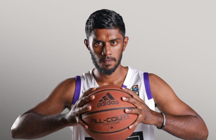 ނުކުޅެވޭނެ ކަމަށްބުނެ ބާކީކޮށްލި އަމްޒަރު އެންމެ އުހަށް