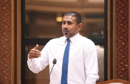 (FILE) Minister Mahloof speaking at the parliament on February 28, 2022: he was accused of accepting a bribe of USD 33,000 while he was parliamentarian in the previous term.