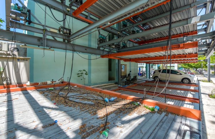 ހުޅުމާލޭގެ ޕާކިން ސިސްޓަމްތައް މަރާމާތުކުރަނީ