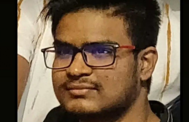 ކާތަކެތި ގަންނަން ނުކުތް ދަރިވަރަށް ހަމަލާ އަރައި މަރު