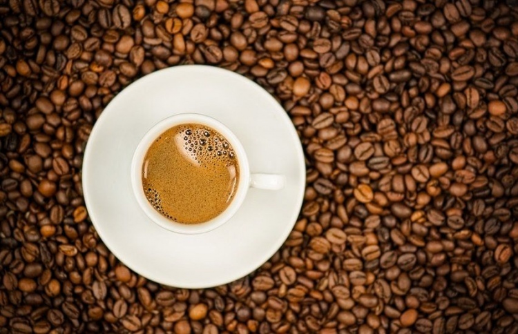 200 ތަށި ކޮފީ ބޮއެ، އޯވަޑޯޒްވެގެން މީހަކު މަރު